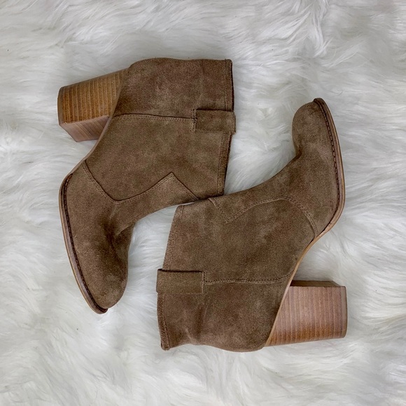 Anthropologie Shoes - Splendid Anthropologie taupe heeled Lakota bootie